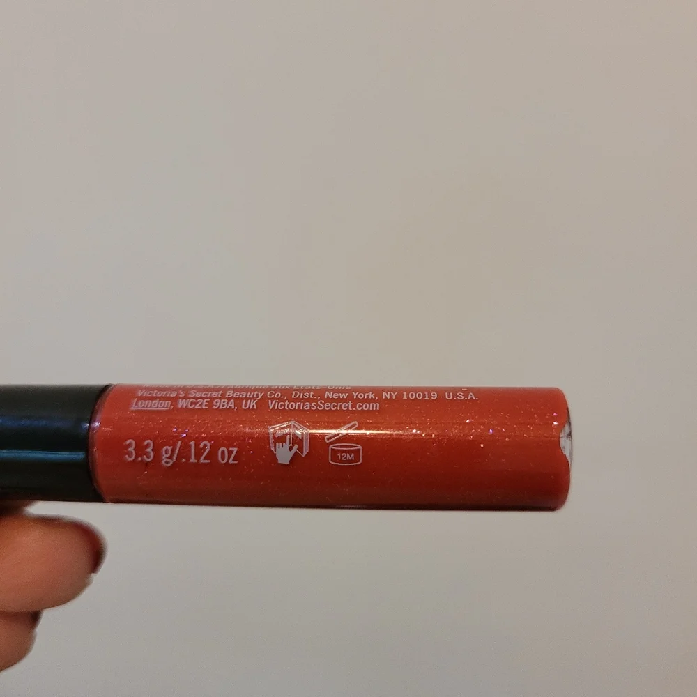 Victoria's Secret Lip Gloss - Picture 4 of 9
